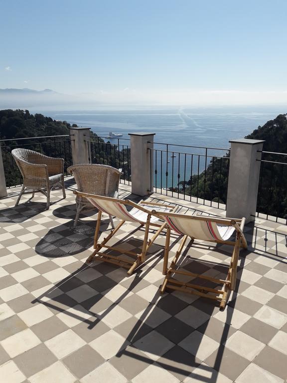 Bed & Breakfast Trekking In Paradise *
